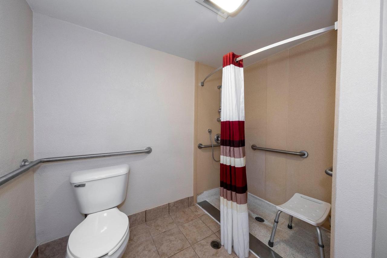Red Roof Inn Bordentown - Mcguire Afb Dış mekan fotoğraf