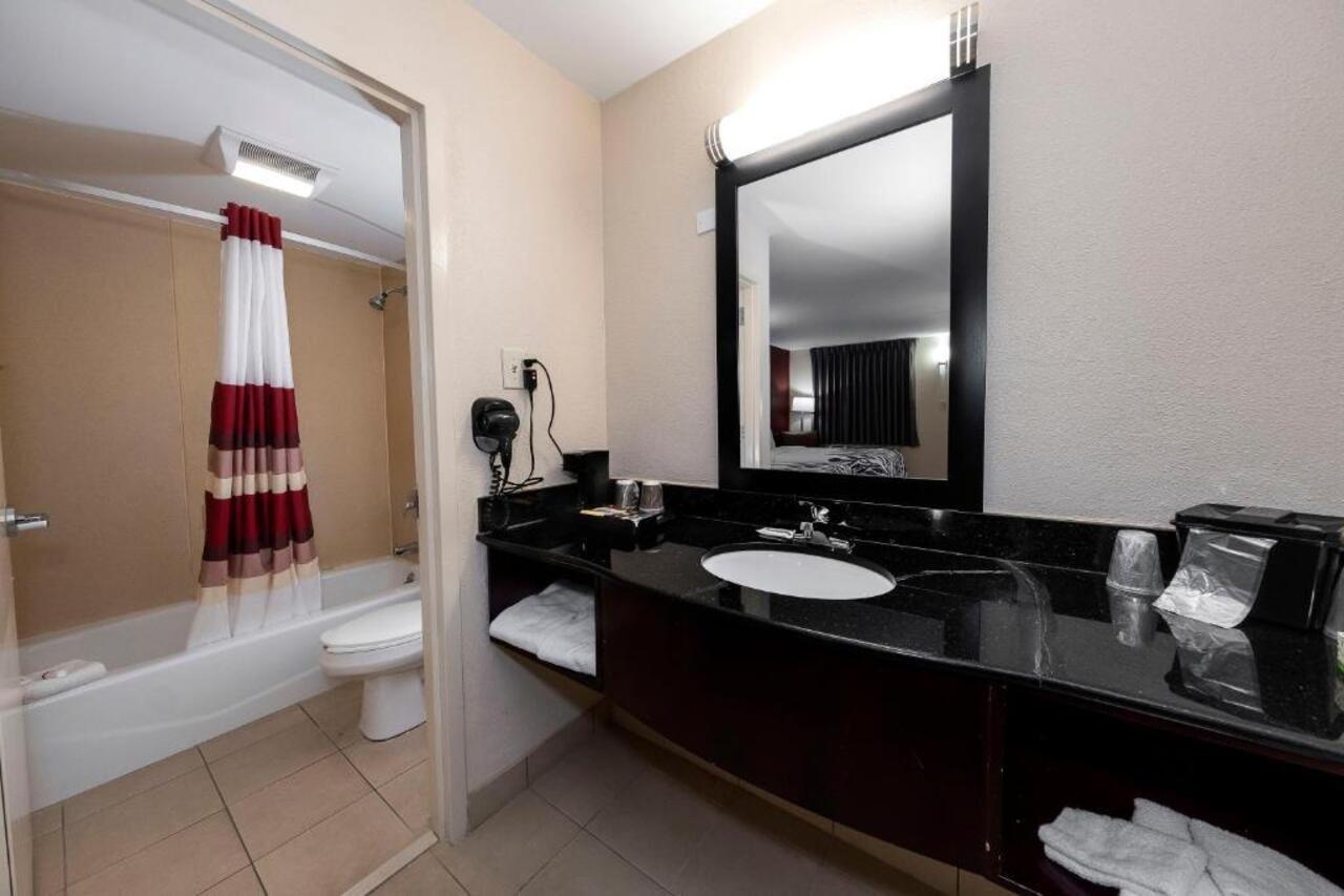 Red Roof Inn Bordentown - Mcguire Afb Dış mekan fotoğraf